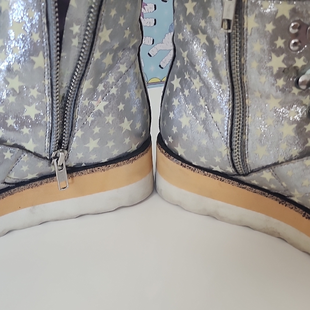Irregular Choice Silver Star Fringe Boots with Pink Faux Fur Trim - Picture 4 of 16